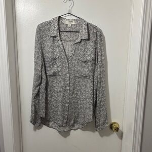 Anthropologie Cloth & Stone Gray and White Blouse